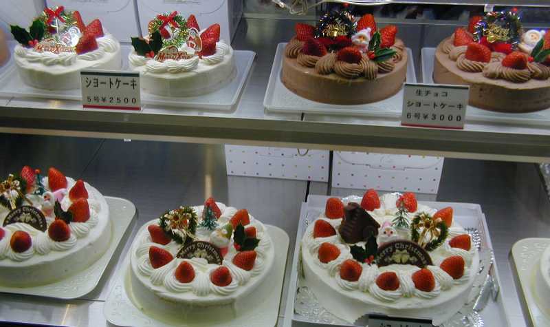 christmas-cakes-in-japan